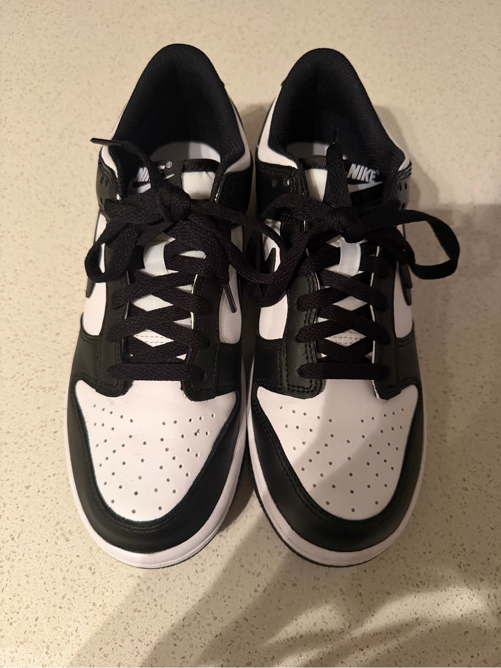 Nike Men’s Black and White Low-Top Sneakers